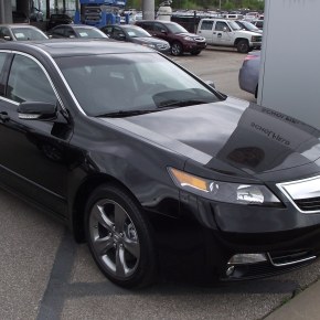 Acura TL 2012, cirugia plastica de nariz justa y&nbsp;necesaria.