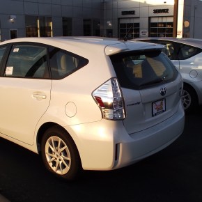 Prius v 2012, v =&nbsp;versatilidad.