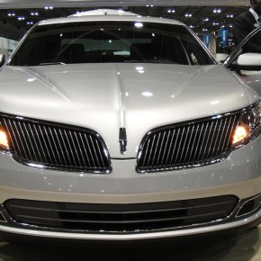 Lincoln MKS y MKT&nbsp;2013.