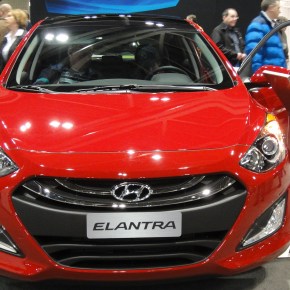 Hyundai Elantra GT&nbsp;2013.