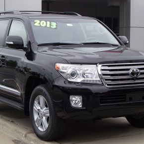 Toyota Land Cruiser 2013: La mas cara es la mas&nbsp;fea.