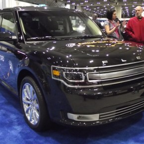 Ford Flex 2013.
