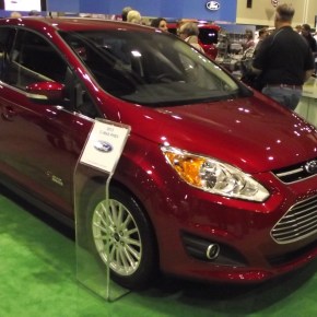 Ford C-Max 2013.