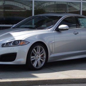 Jaguar XFR 2012: un felino&nbsp;salvaje.