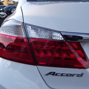 Honda Accord sedan 2013: Actualizacion a la&nbsp;inversa.