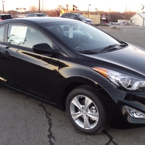 Ya a la venta: Hyundai Elantra coupe&nbsp;2013.