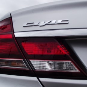 Honda Civic sedan 2013: sucumbir al poder de la&nbsp;prensa.