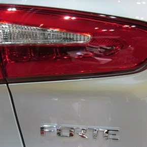 ACS 2013: Kia Forte 2014: agarrense japoneses y&nbsp;americanos.