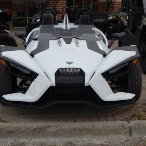 Polaris Slingshot 2021: Sigue siendo&nbsp;rebelde.