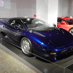 VVMAP: Jaguar XJ220.