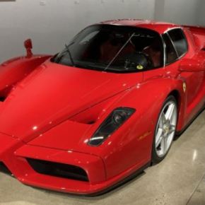 VVMAP: Ferrari Enzo.