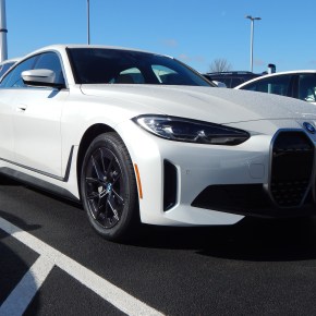 Presentación especial: BMW i4&nbsp;2022.