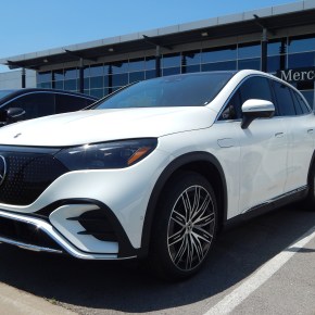 ALV: Mercedes-EQ EQE SUV&nbsp;2023.