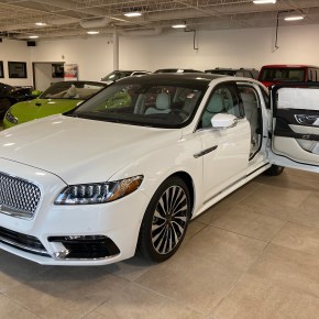 Presentación Especial: Lincoln Continental Black Label Edición Coach Door&nbsp;2020.
