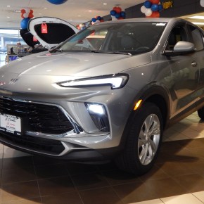 ALV: Buick Encore GX&nbsp;2024.