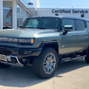 ALV: GMC Hummer EV SUV&nbsp;2024.