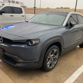 Despidiéndose: Mazda MX-30&nbsp;2023.