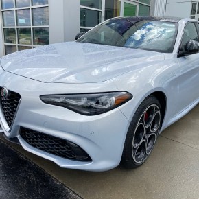 ALV: Alfa Romeo Giulia&nbsp;2024.