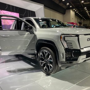 ACS23: GMC Sierra EV&nbsp;2024.