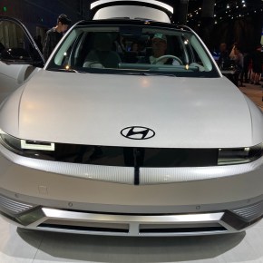 ACS23: Hyundai Ioniq 5 Edición Disney 100&nbsp;Platino.