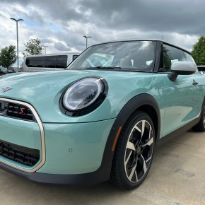 ALV: Mini Cooper&nbsp;2025.