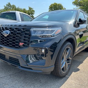 ALV: Ford Explorer&nbsp;2025.