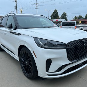 ALV: Lincoln Aviator&nbsp;2025.