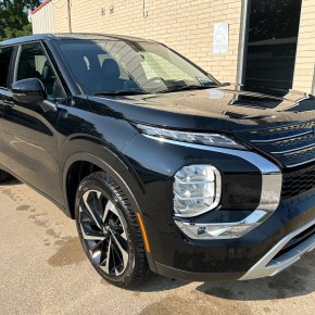 Manejando: Mitsubishi Outlander&nbsp;2024.