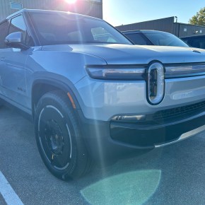 ALV: Rivian R1T&nbsp;2025.