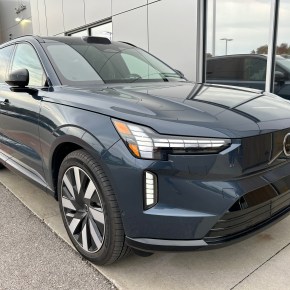 Manejando: Volvo EX90&nbsp;2025.