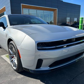 ALV: Dodge Charger Daytona EV&nbsp;2025.