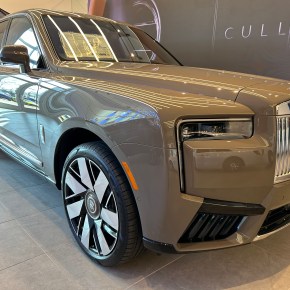 Presentación Especial: Rolls Royce Cullinan&nbsp;2025.
