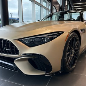 Presentación Especial: Mercedes-AMG SL 63 edición Golden Coast&nbsp;2025.