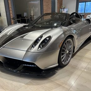 Pagani Huayra Roadster&nbsp;2018.