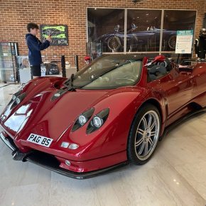 Presentación Especial: Pagani Zonda C12 S 7.3 Roadster&nbsp;2004.