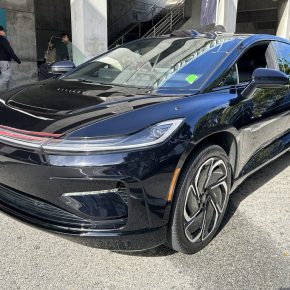 Paseando en: Faraday Future FF91 2.0 Futurist&nbsp;Alliance.