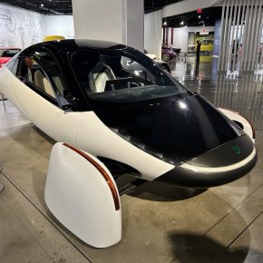 Presentación Especial: Aptera.