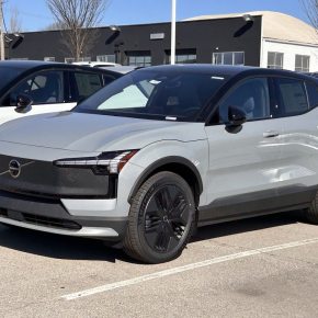 Debut y despedida: Volvo EX30 Cross Country&nbsp;2026.