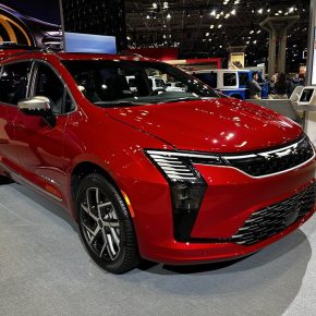 ACS26: Chrysler Pacifica&nbsp;2027.