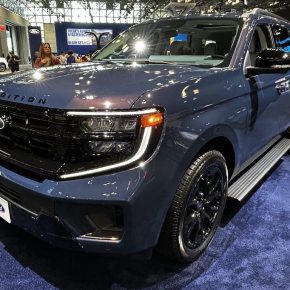 ACS26: Ford Expedition edición 30 Aniversario&nbsp;2027.