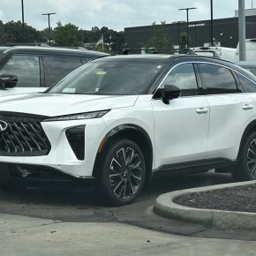 ALV: Infiniti QX65&nbsp;2027.